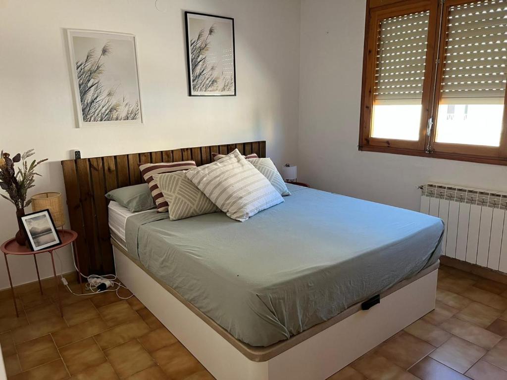 Kép Agradable casa rural con piscina privada szállásáról Vallfogona de Balaguer városában a galériában