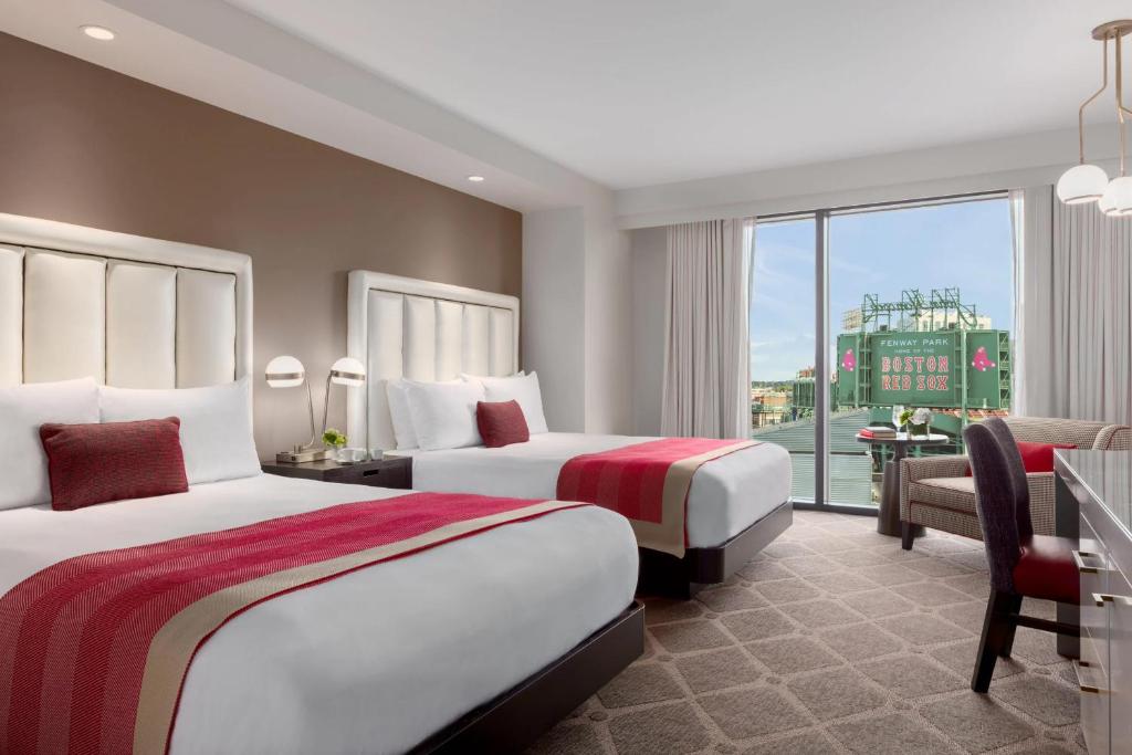 Hotel Commonwealth photo