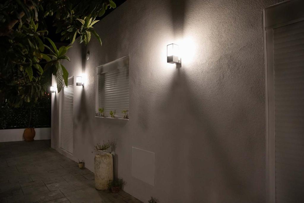Φωτογραφία από το άλμπουμ του The Back Yard στην Καρδάμαινα