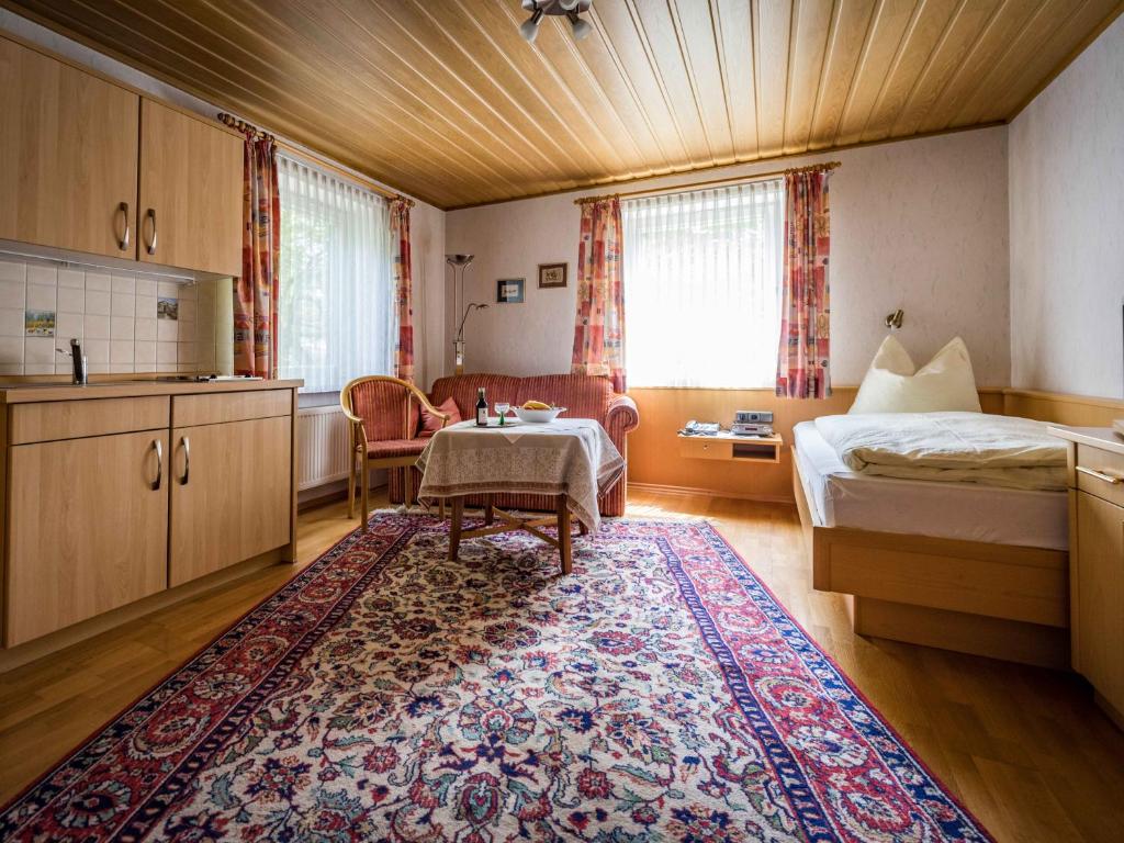 Gästehaus Christa Mauerer - Apartment With Mountain View