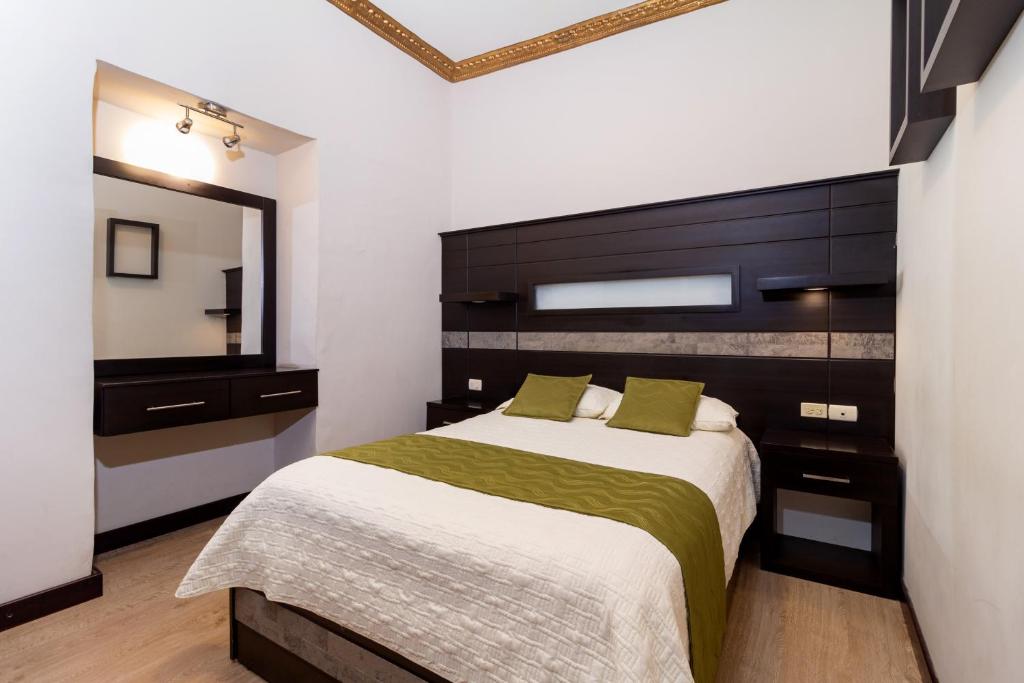 Hotel Majestic 2 by HHG - Single Room With Private Bathroom