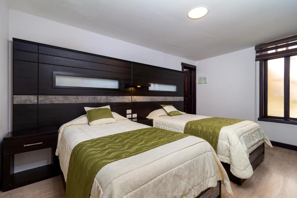 Hotel Majestic 2 by HHG - Twin Room With Private Bathroom