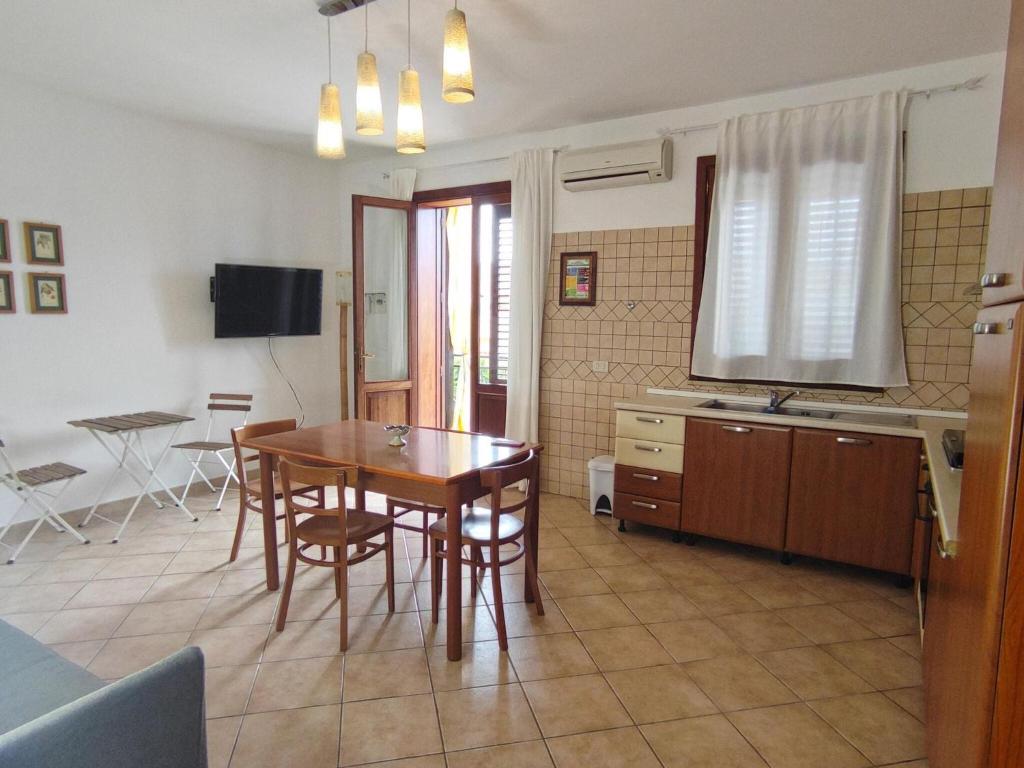 Nice holiday home in San vito lo Capo with balcony, San Vito lo Capo