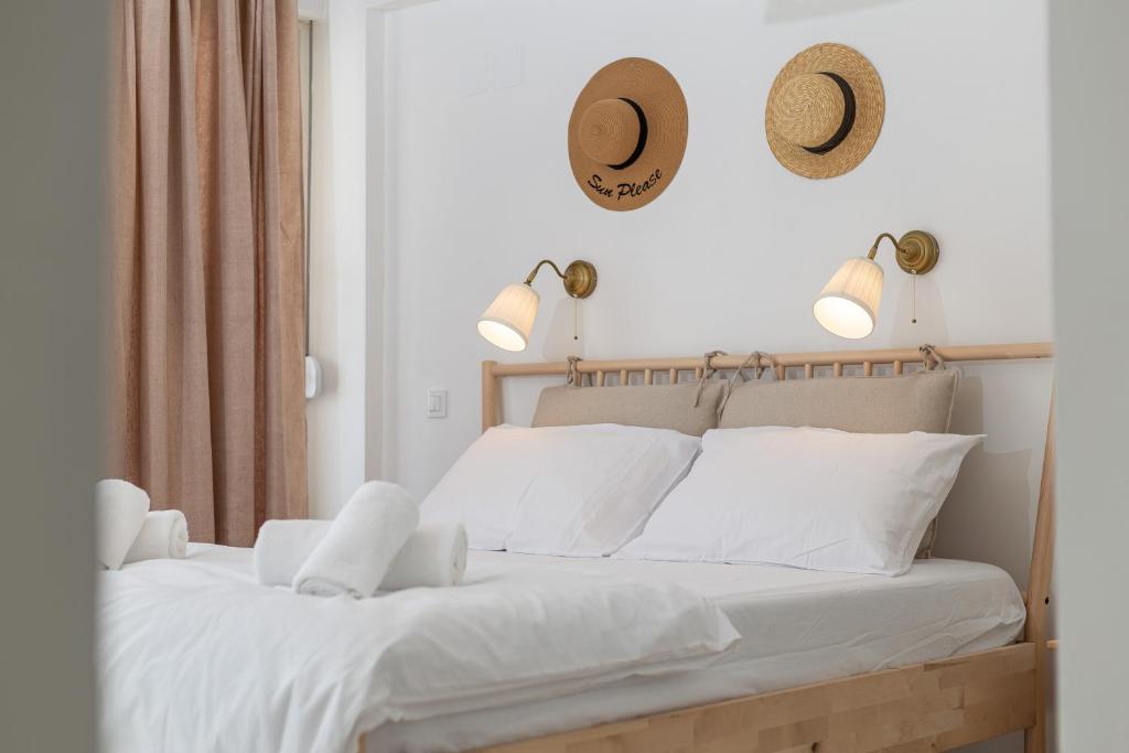 Sun and Sea Deluxe Apartments - 4