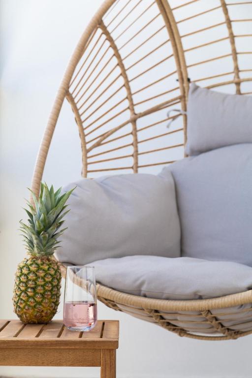 Sun and Sea Deluxe Apartments - 17