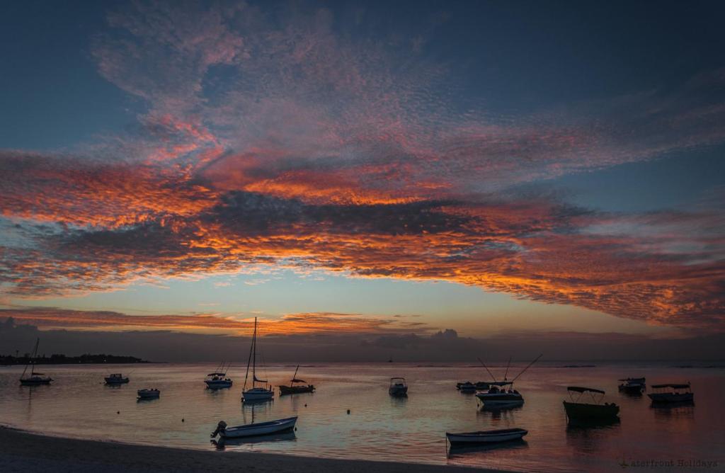 O'Biches Beachfront Complex - Trou aux Biches - 7