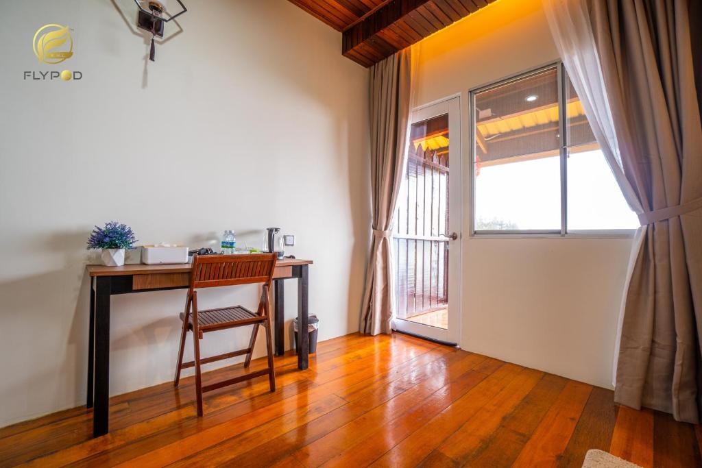 Fotografie z fotogalerie ubytování Flypod . Kinabalu Mt Lodge v destinaci Ranau
