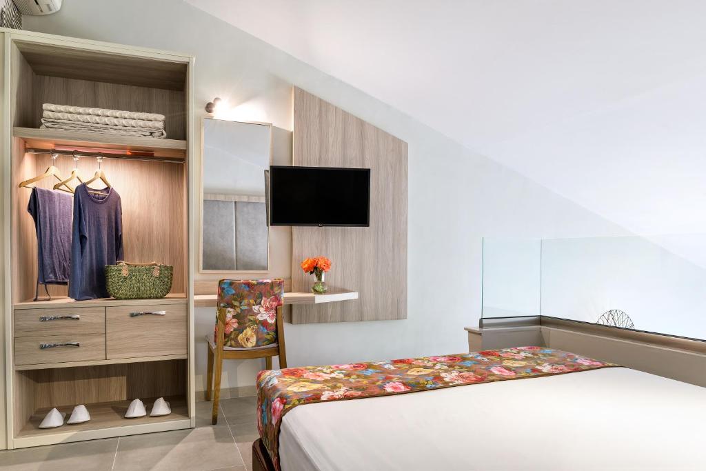 Alexandra Beach Spa Resort - 4