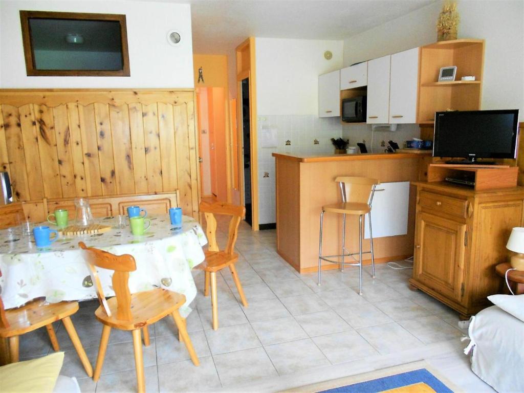 Résidence Cosmos - 2 Pièces pour 5 Personnes 864, Le Corbier, France ...