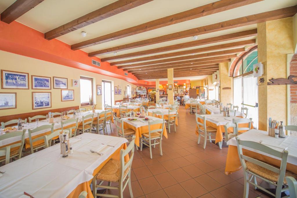 Restaurace v ubytování Hotel Antichi Cortili