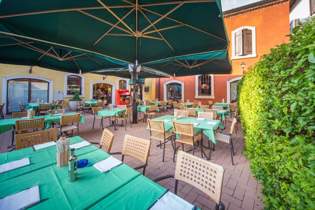 Restaurace v ubytování Hotel Antichi Cortili