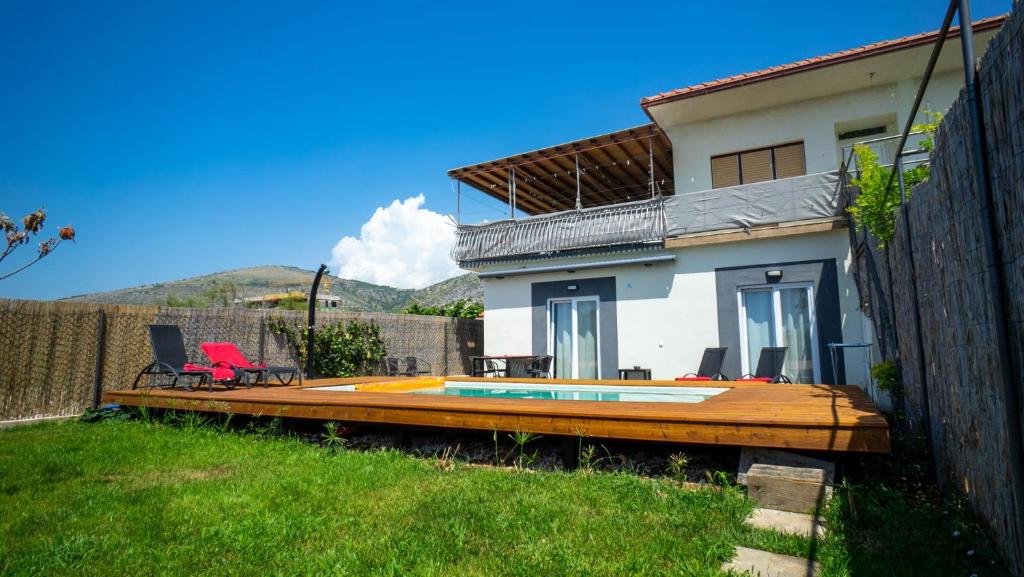 Budova, kde se apartmán nachází