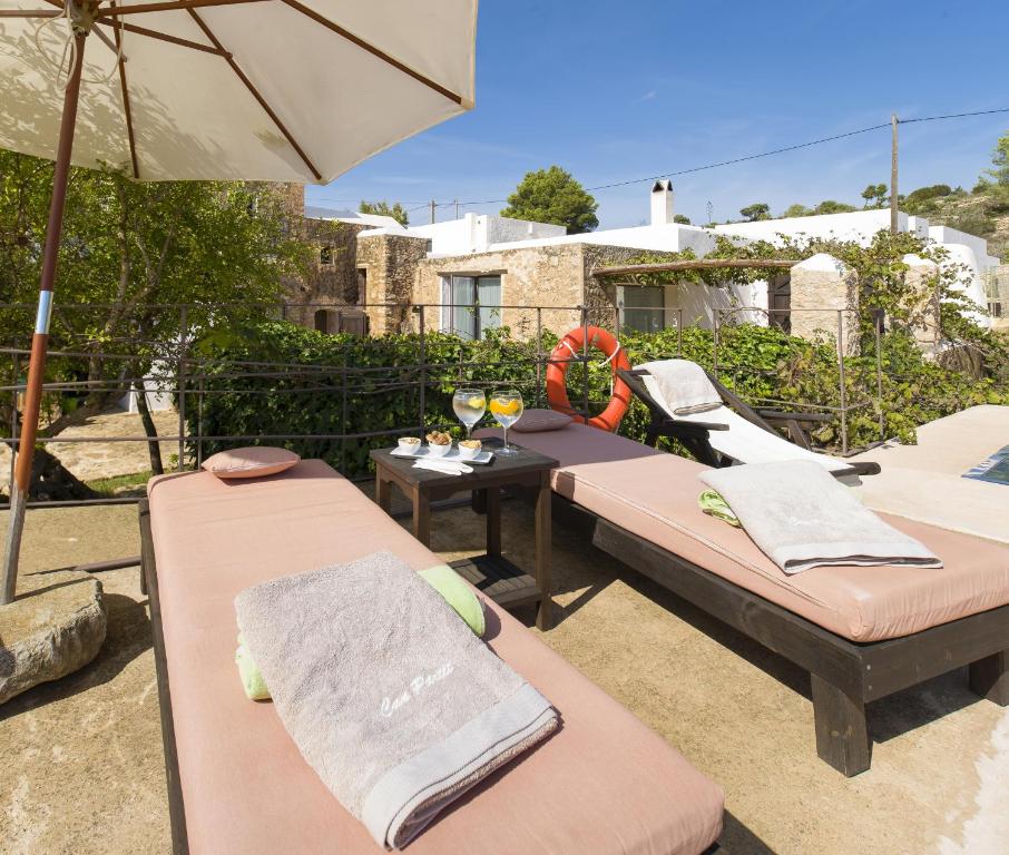 Bazén v ubytování Hotel Rural Can Partit Adults Only-Ibiza nebo v jeho okolí
