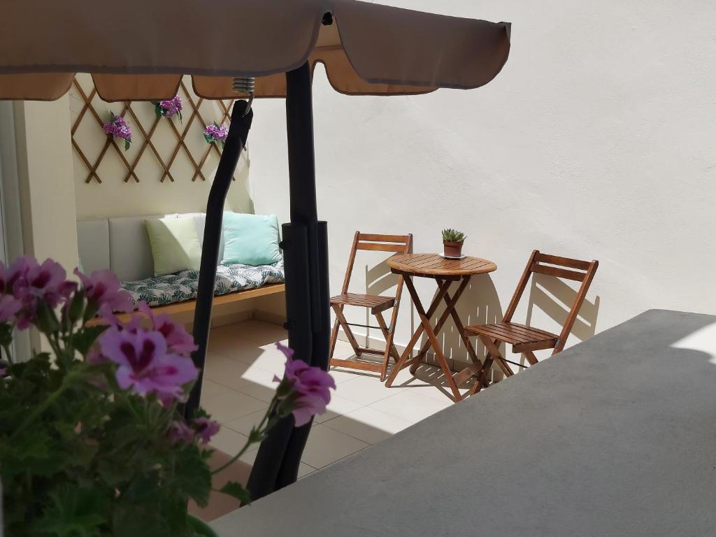 Maria's house in front of the beach, Chania – Updated 2023 Prices