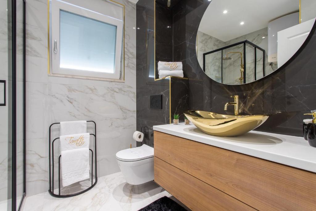 Koupelna v ubytování Apartments Taratta 1