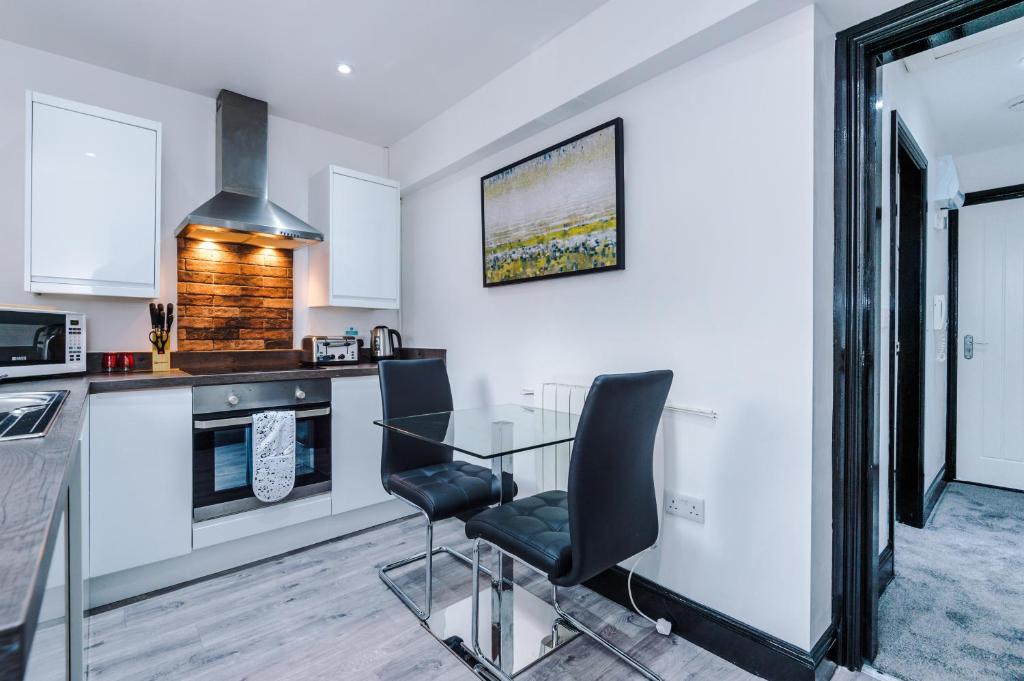 Studio Three, Clarendon Apartments, Warrington (updated prices 2024)