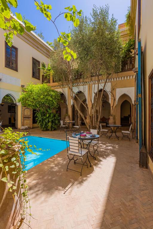 Bazén v ubytování Riad Il Parco dei Principi nebo v jeho okolí
