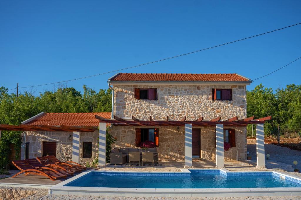 Villa Silente - Three-Bedroom Villa