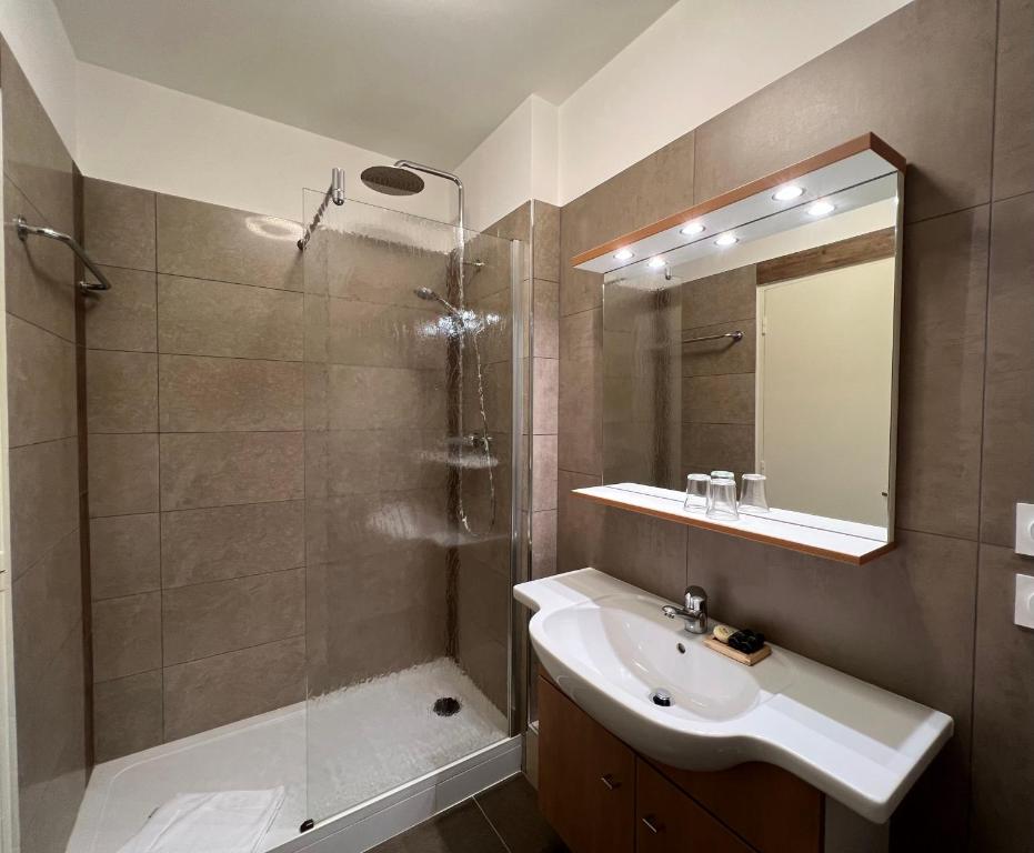 Koupelna v ubytování Hotel Million