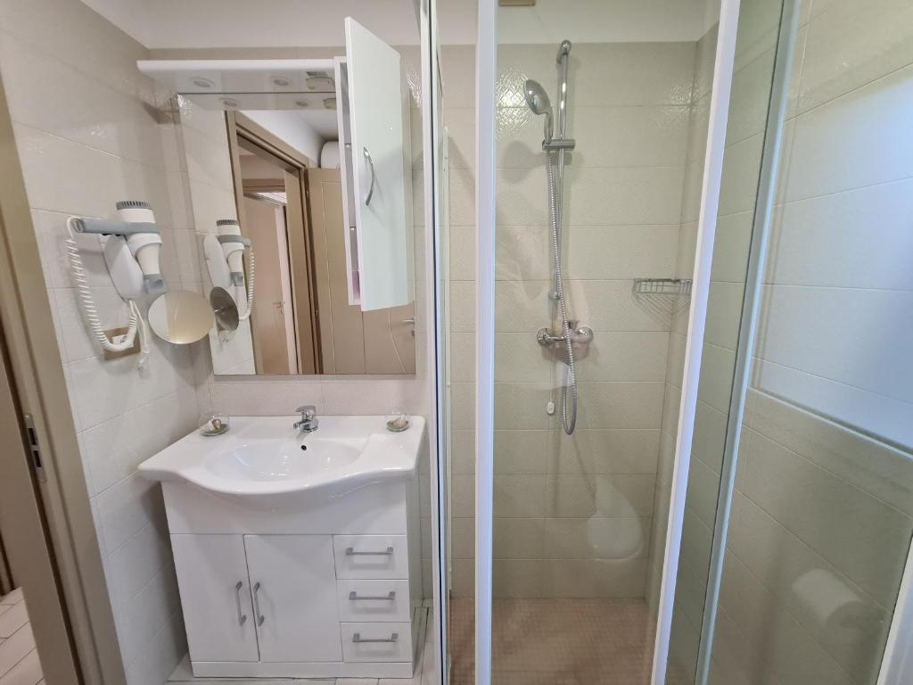 Nero D'Avorio Apartments - Resim 16