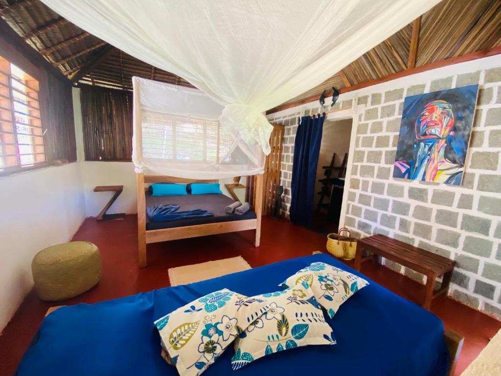 Gallery image of Tamarin Lodge in Ampangorinana