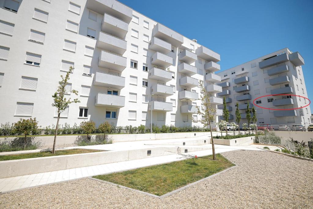 Budova, v ktorej sa apartmán nachádza
