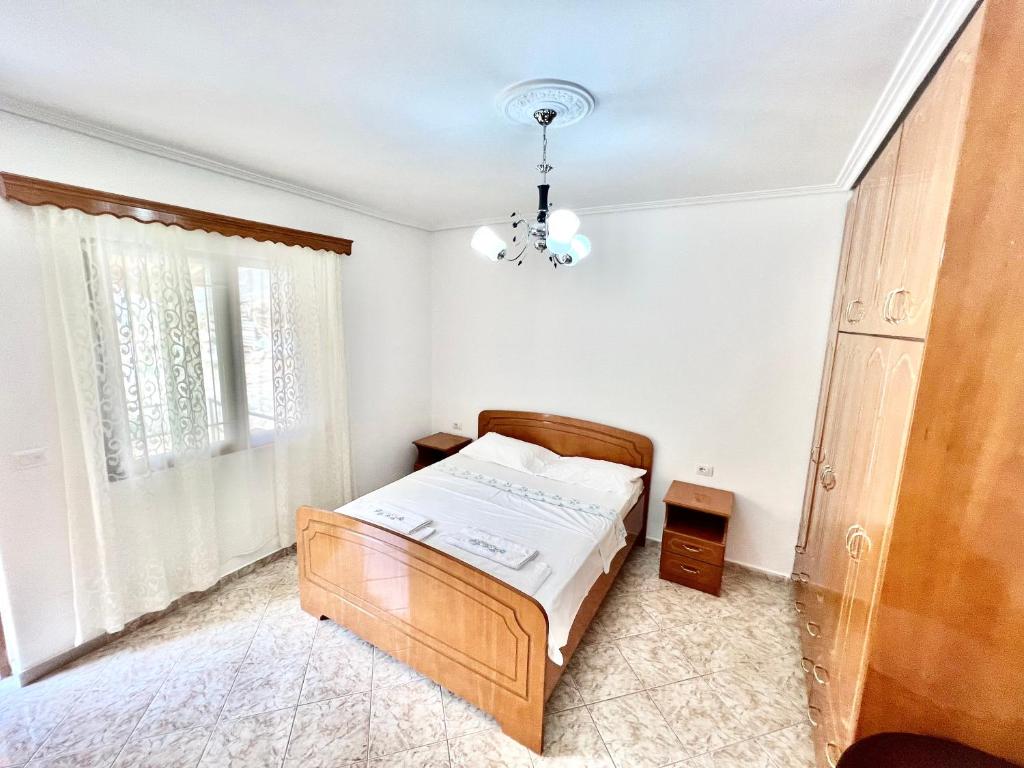 Coral Guesthouse Sarandë - Image 2