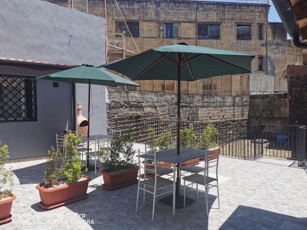 Patio lub wspólna przestrzeń na świeżym powietrzu w obiekcie Il Giardino in centro