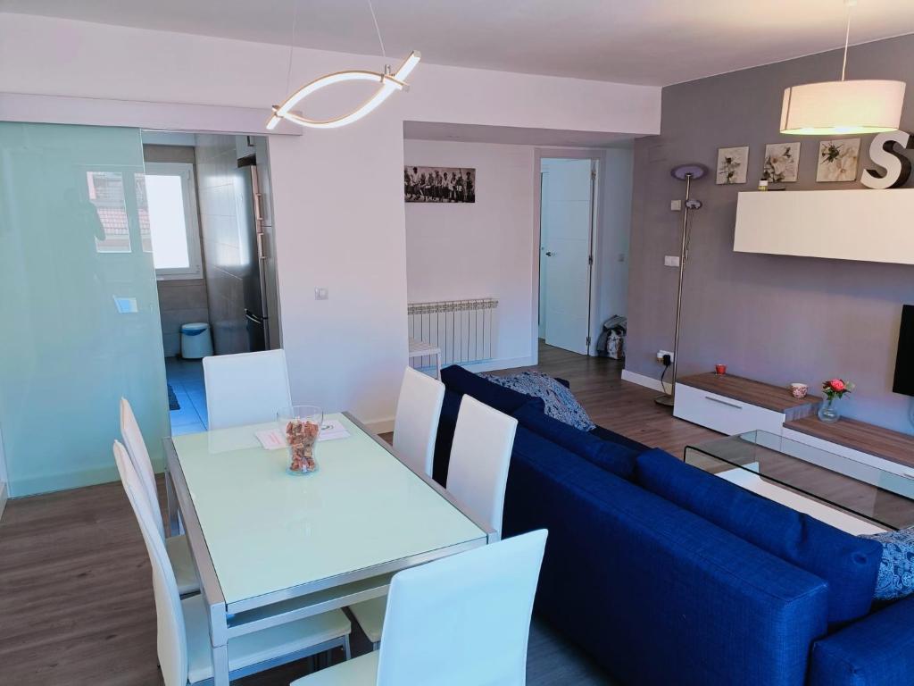 Kuchyň nebo kuchyňský kout v ubytování Apartamento El Torreón, con opción a parking