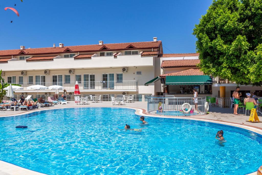 Bazén v ubytování Marcan Beach Hotel ADULT ONLY nebo v jeho okolí