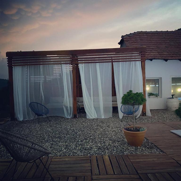 Patio nebo venkovní prostory v ubytování Skriveni raj