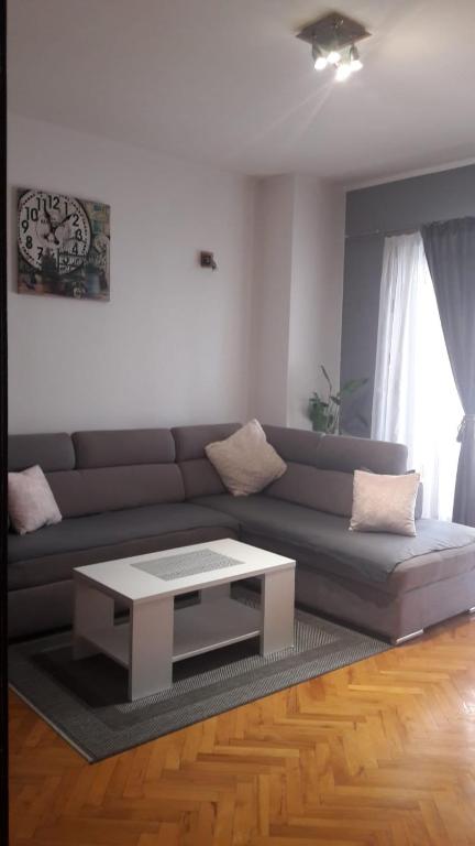 Posedenie v ubytovaní Apartman Miljko Podgora