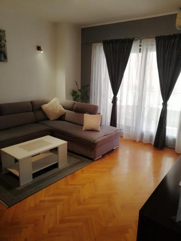 Posedenie v ubytovaní Apartman Miljko Podgora