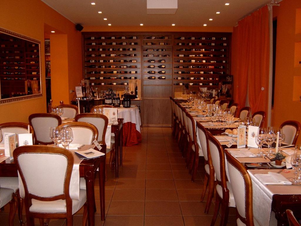 Restaurace v ubytování Hotel Nastro Azzurro