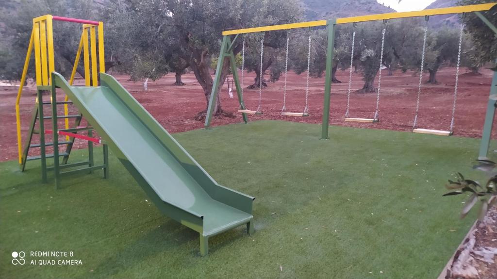 Herní místnost nebo prostor pro děti v ubytování Villa in the Olive Trees