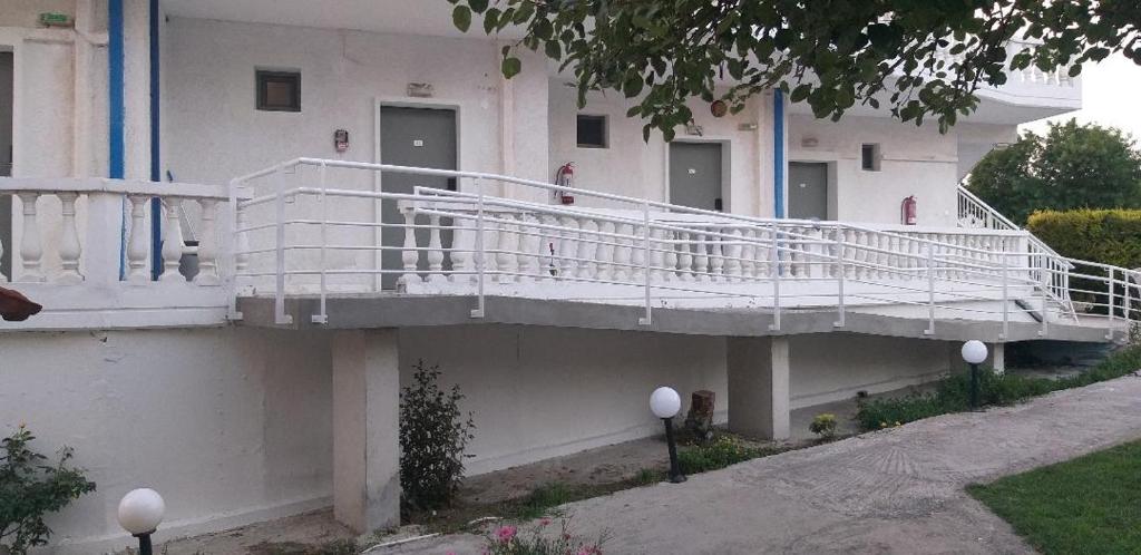 Balkón nebo terasa v ubytování Hotel Paraktio