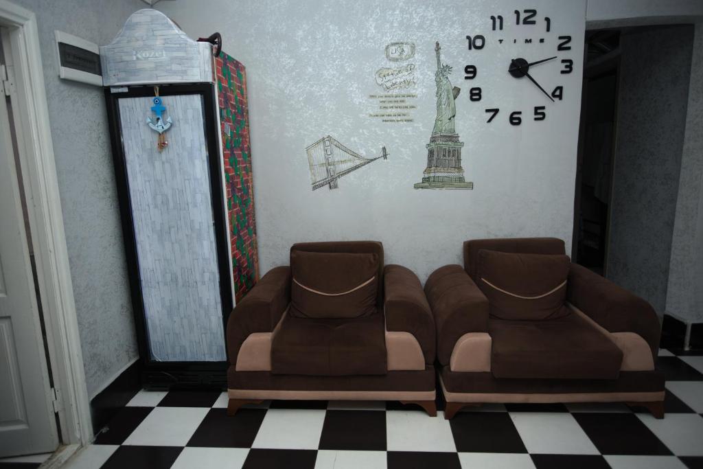 Posezení v ubytování Hostel California