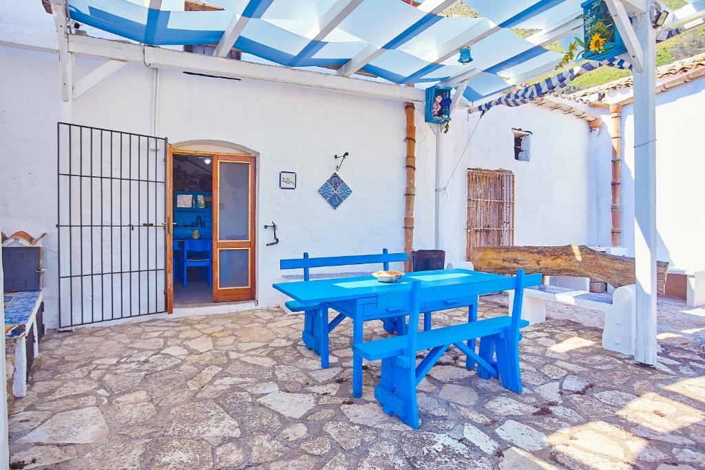 Patio lub wspólna przestrzeń na świeżym powietrzu w obiekcie Rustico Zingaro