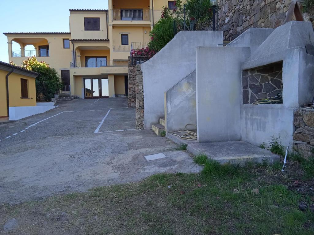 The building in which the holiday home is located
