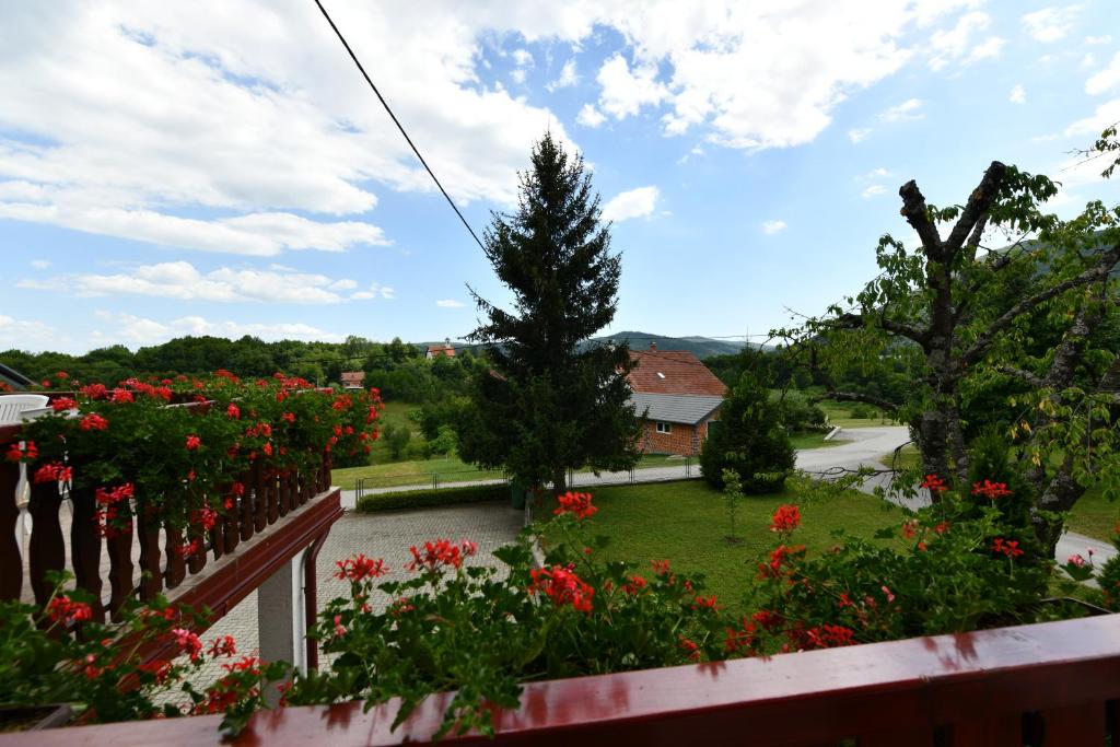 Vonkajšia záhrada v ubytovaní Guesthouse Ante Hodak