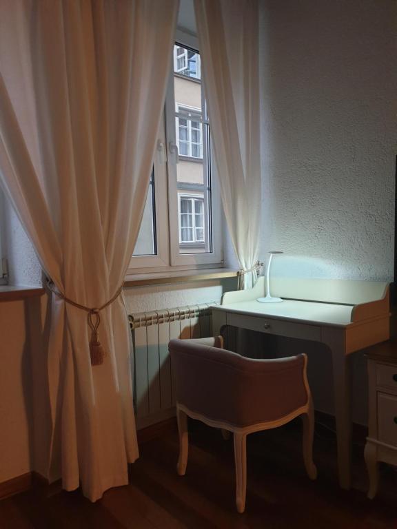 Fotografia z galérie ubytovania Old Town Essence Apartment vo Varšave