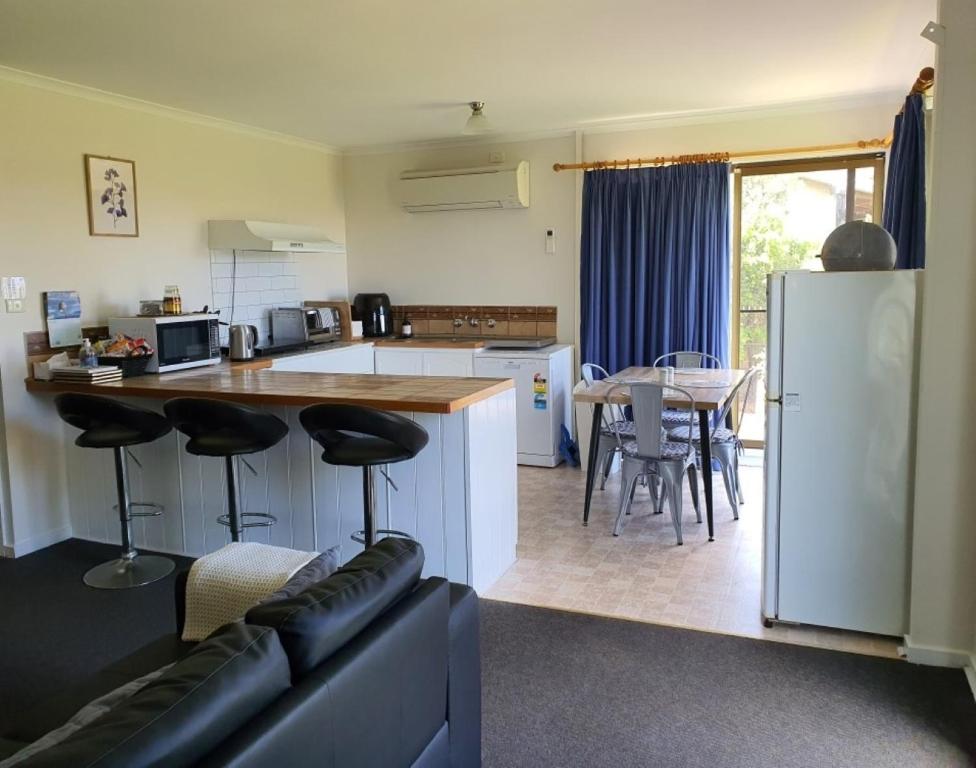 Cobden Crest Cottages