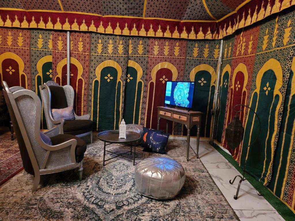 MAGICAL MOROCCAN TENT WITH POOL CLOSE TO THE BEACH, Fort Pierce – Updated  2024 Prices