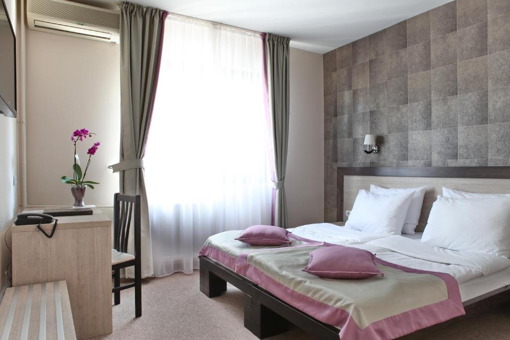 Garni Hotel Vozarev - Resim 11