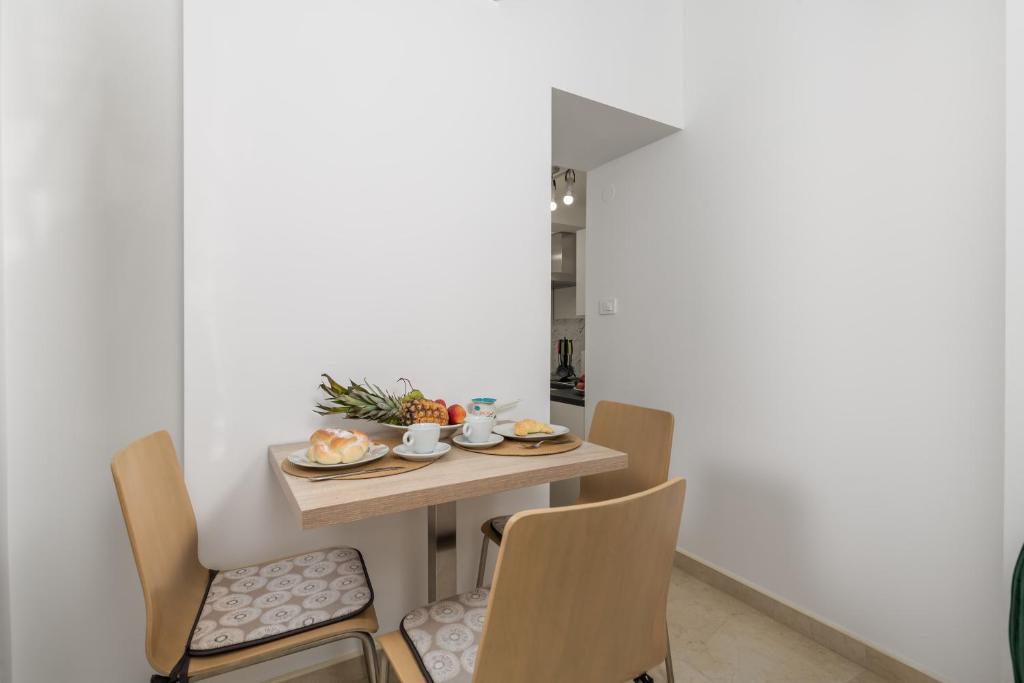 Zdjęcie z galerii obiektu Villa Clara w mieście Lovran