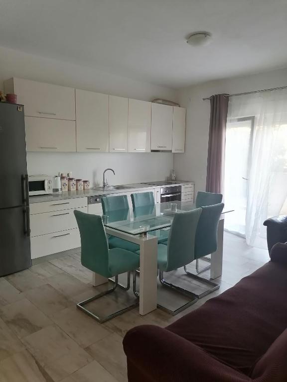 Kuchyň nebo kuchyňský kout v ubytování Apartments Seven Castles P