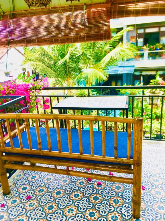Balkón nebo terasa v ubytování An Bang Sea Adventure Homestay Hoi An