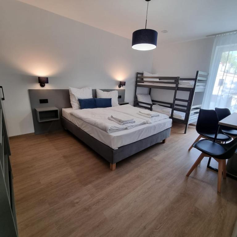 Apartamenty Boczna 3B z sauną i balią - Habitación Cuádruple Estándar