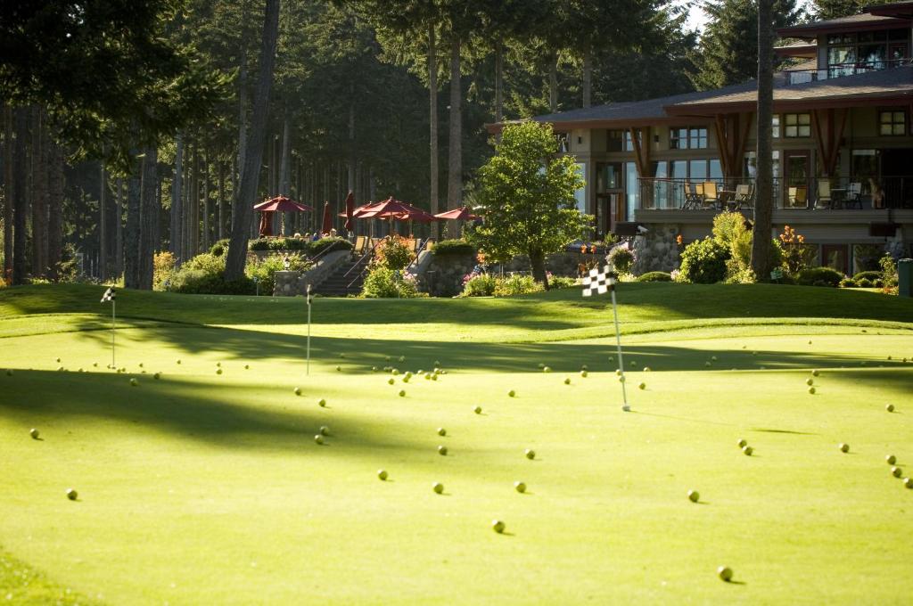 Zahrada ubytování Crown Isle Resort & Golf Community