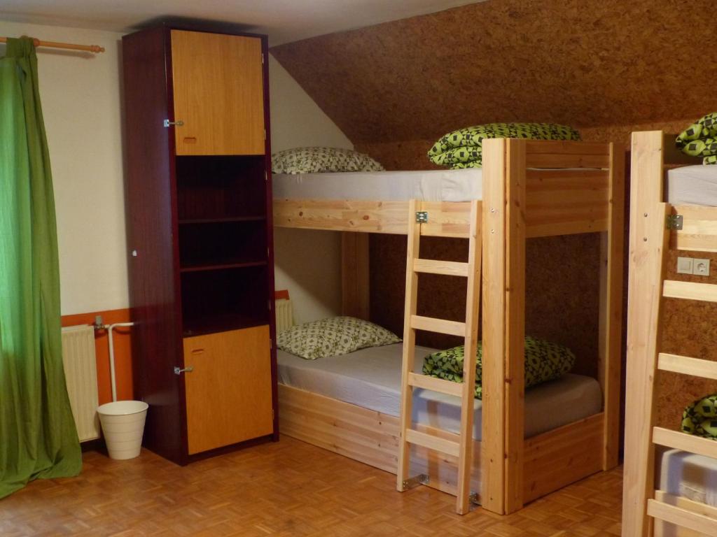 Postel nebo postele na pokoji v ubytování The RiverSide Chill Hostel